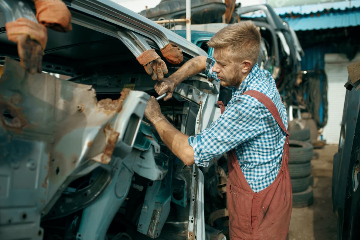 Quality Auto Parts - Services
